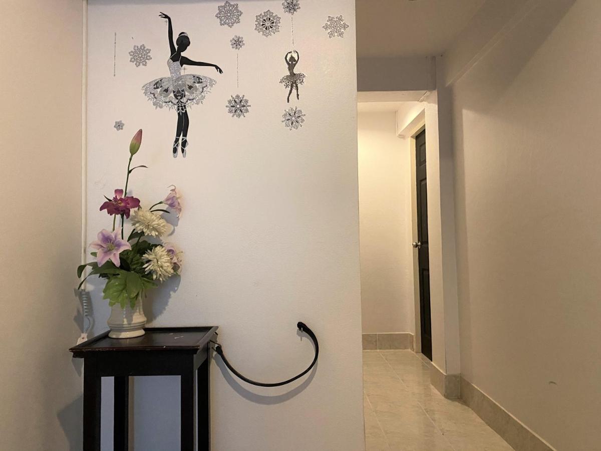 Som Guesthouse Patong Exterior photo