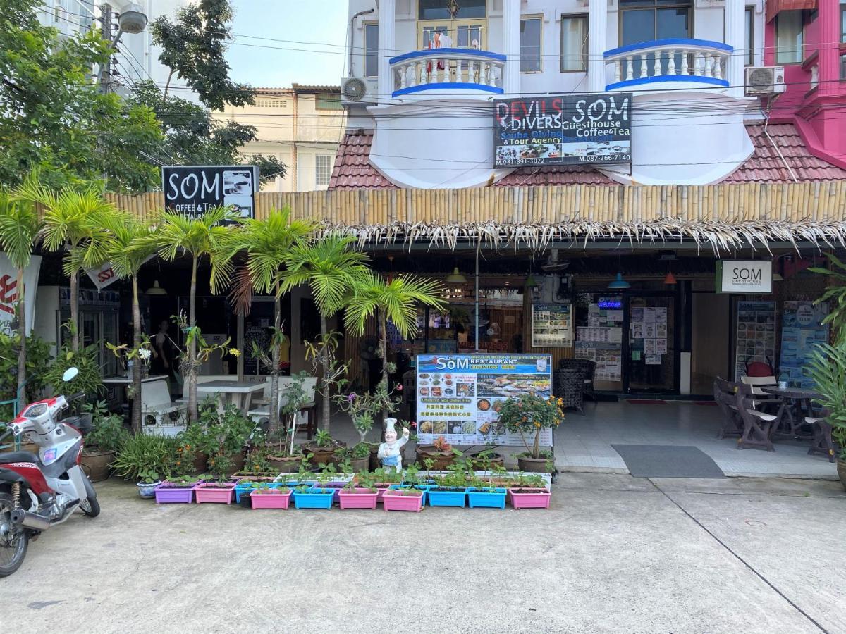 Som Guesthouse Patong Exterior photo
